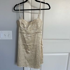 * should be steamed, gold princess Polly dress